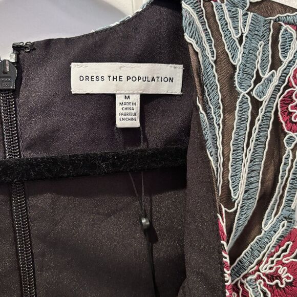 DRESS THE POPULATION Macie Floral Embroidery Fit & Flare Dress Medium $298 - Picture 7 of 10